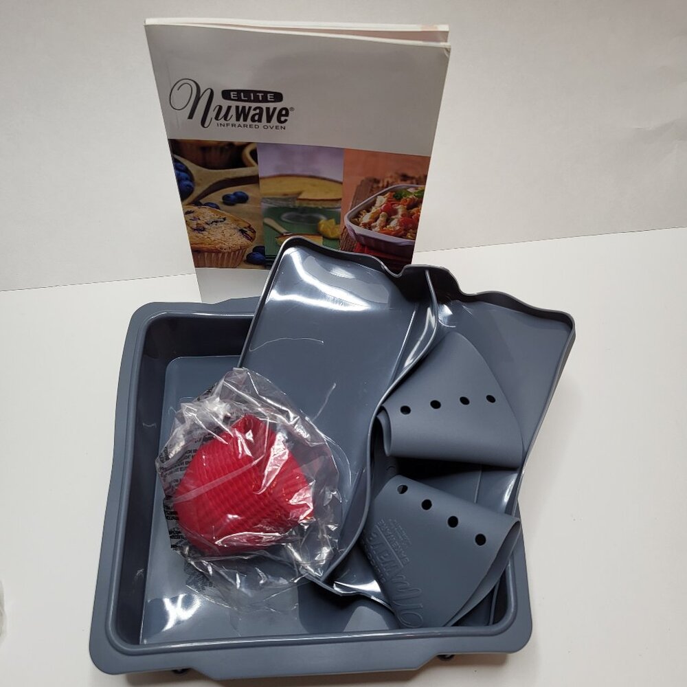 Nuwave Oven Silicone Bakeware Kit 8"x8" Pan Divider Ring Cupcake Liners Recipe B